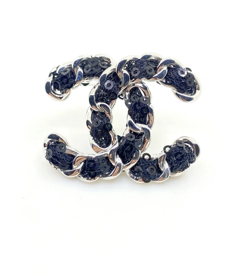 Popular Chanel Brooches 223136