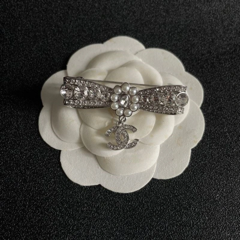 Chanel Brooches Comfortable 223130