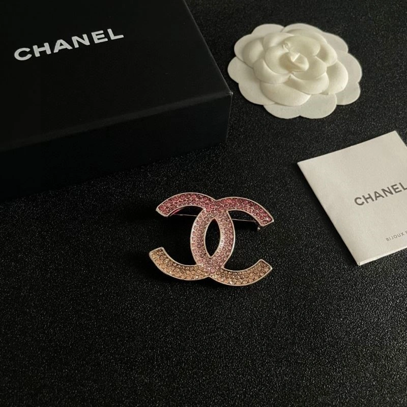 Chanel Brooches Packable 223128