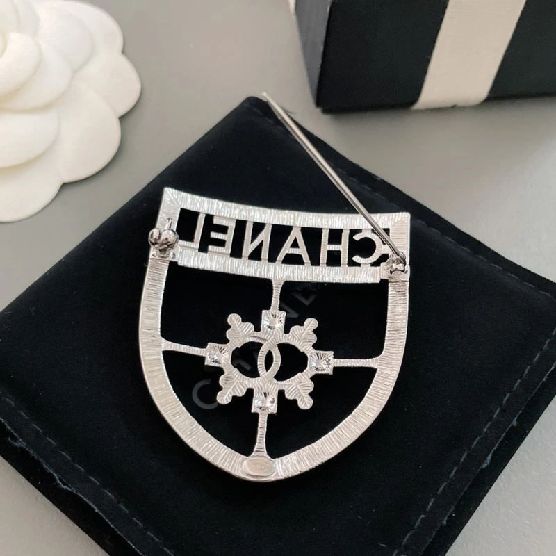 Chanel Brooches Reliable 223133