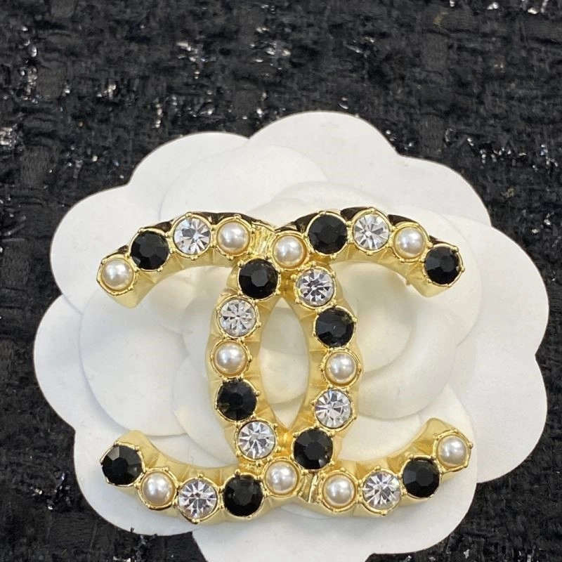 Chanel Brooches Tailored 223236