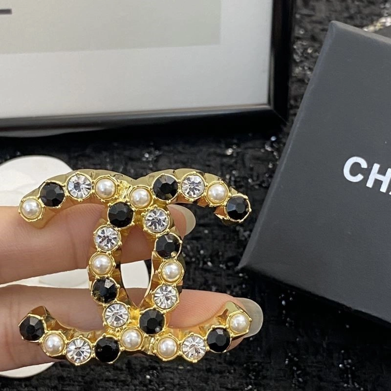 Chanel Brooches Tailored 223236