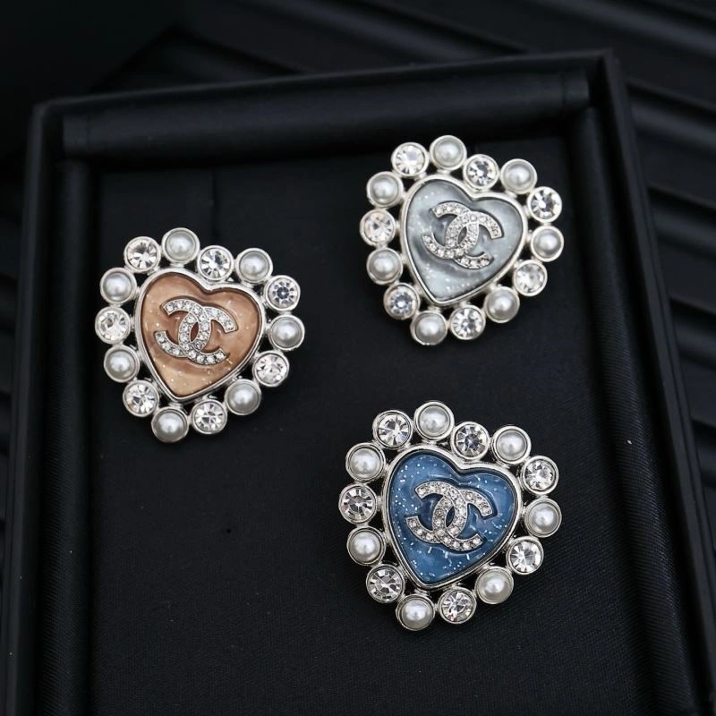Chanel Brooches Supportive 223125