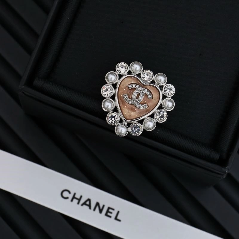 Chanel Brooches Supportive 223125
