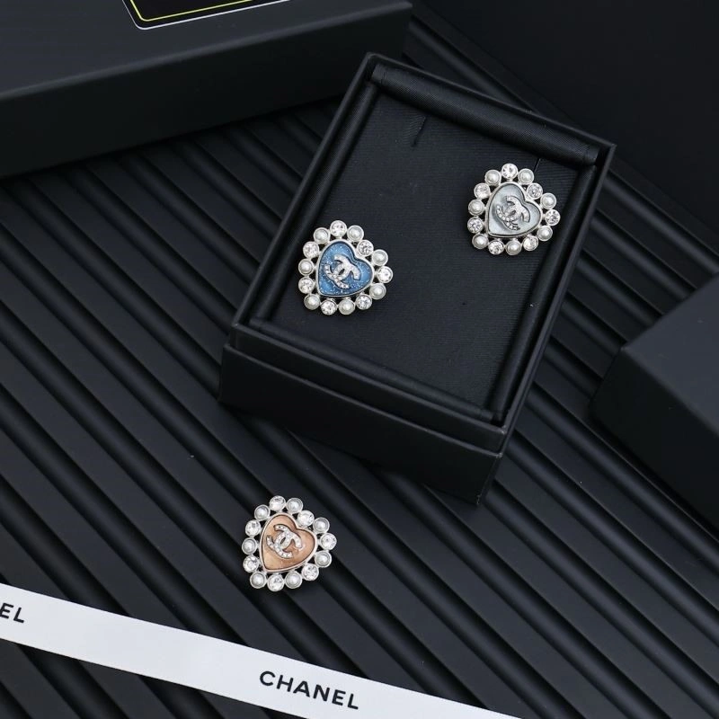 Chanel Brooches Supportive 223125