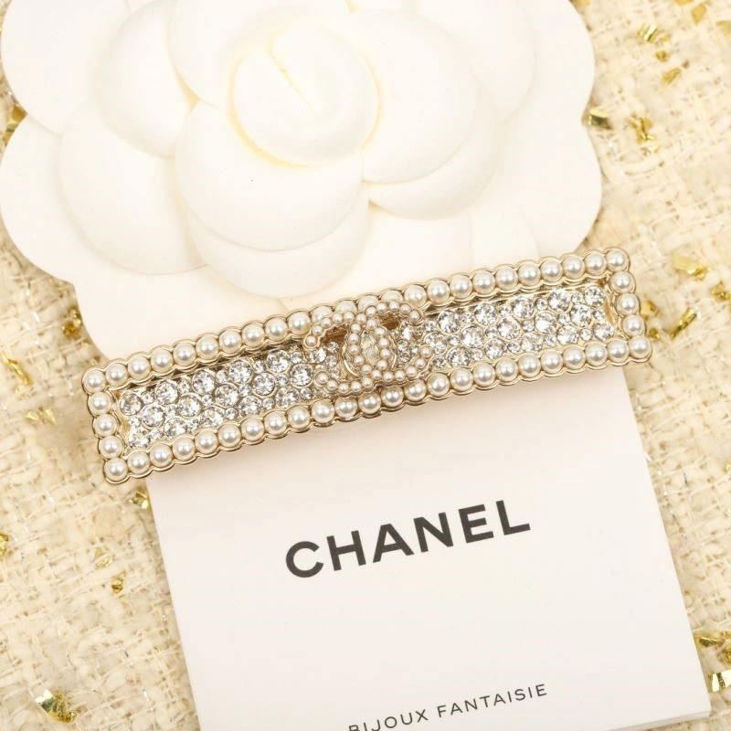 Durable Chanel Brooches 223138
