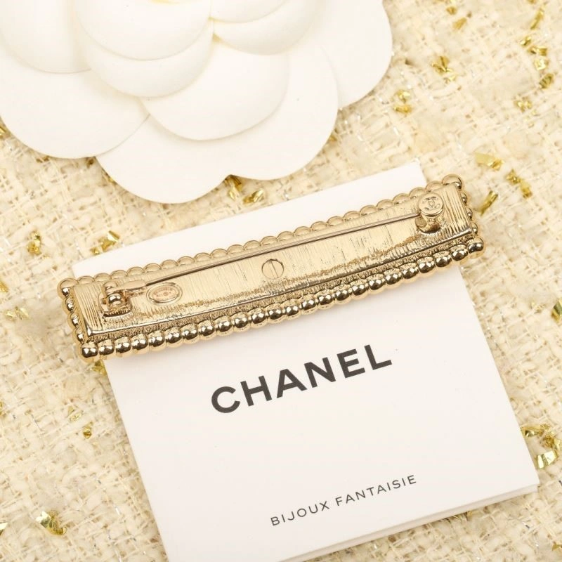 Durable Chanel Brooches 223138