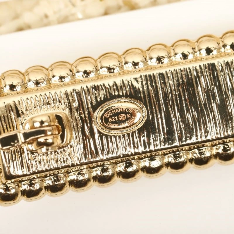 Durable Chanel Brooches 223138
