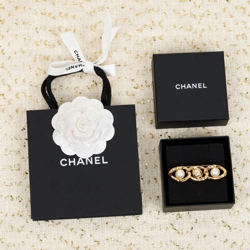 Chanel Brooches Original 223119