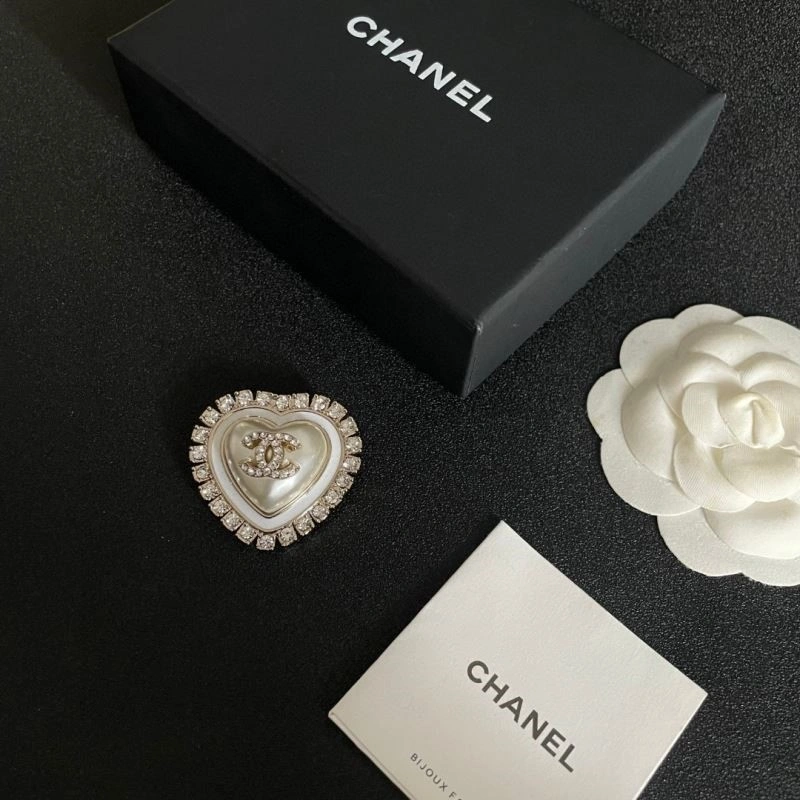 Chanel Brooches EasyMatch 223247
