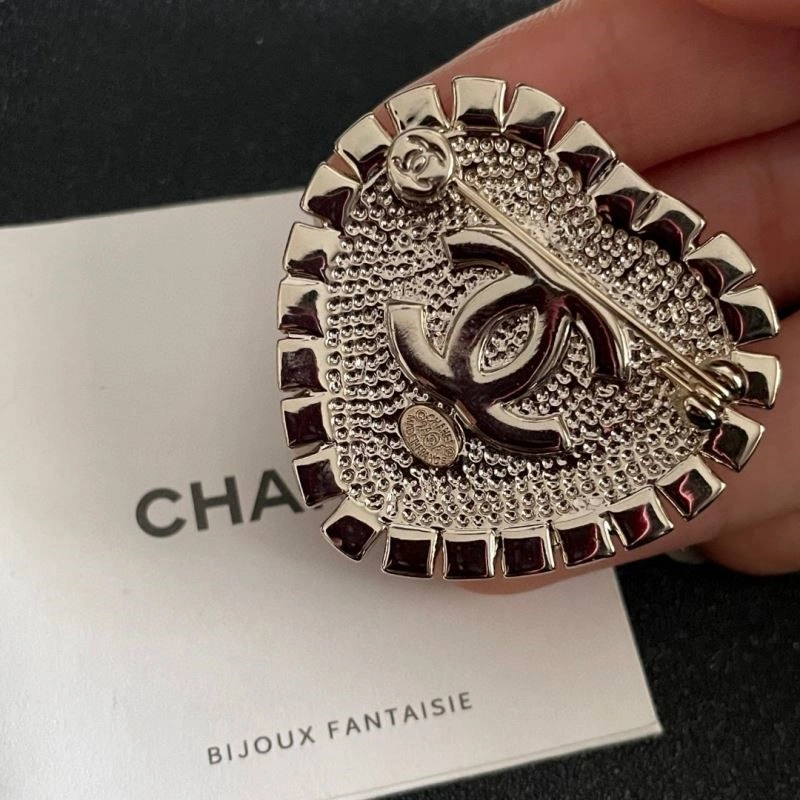 Chanel Brooches EasyMatch 223247