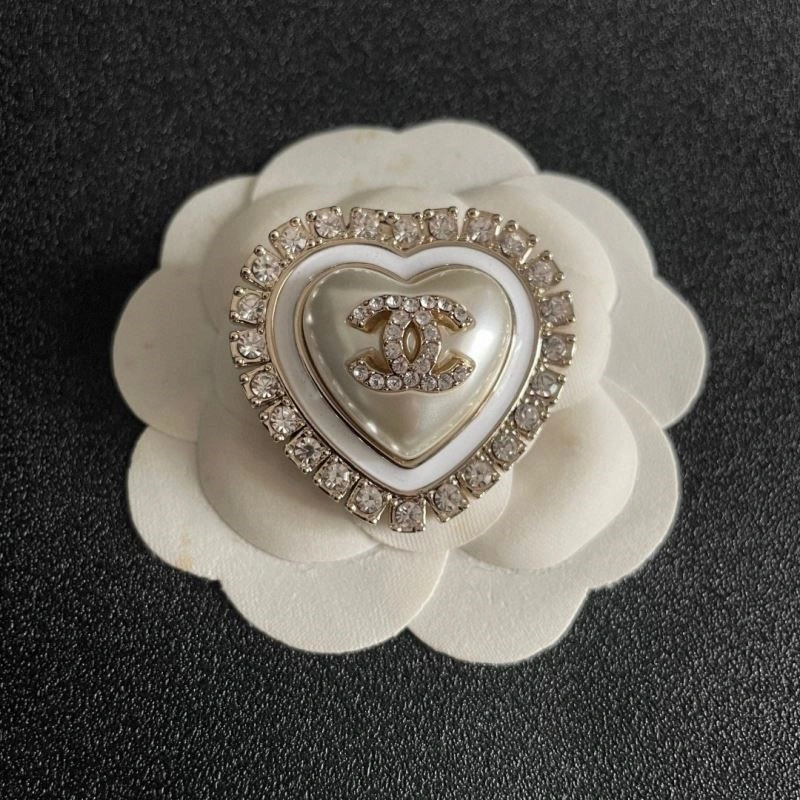 Chanel Brooches EasyMatch 223247