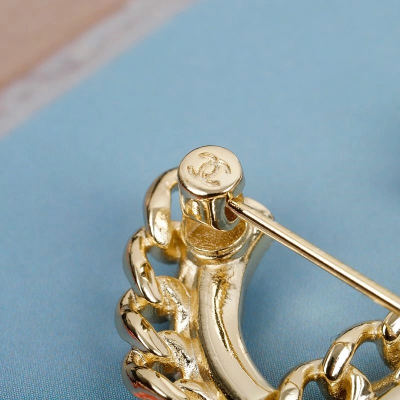 Chanel Brooches Effortless 223109