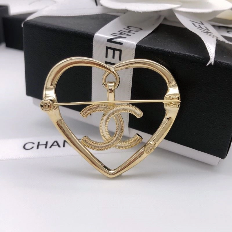 Chanel Brooches Lightweight 223118