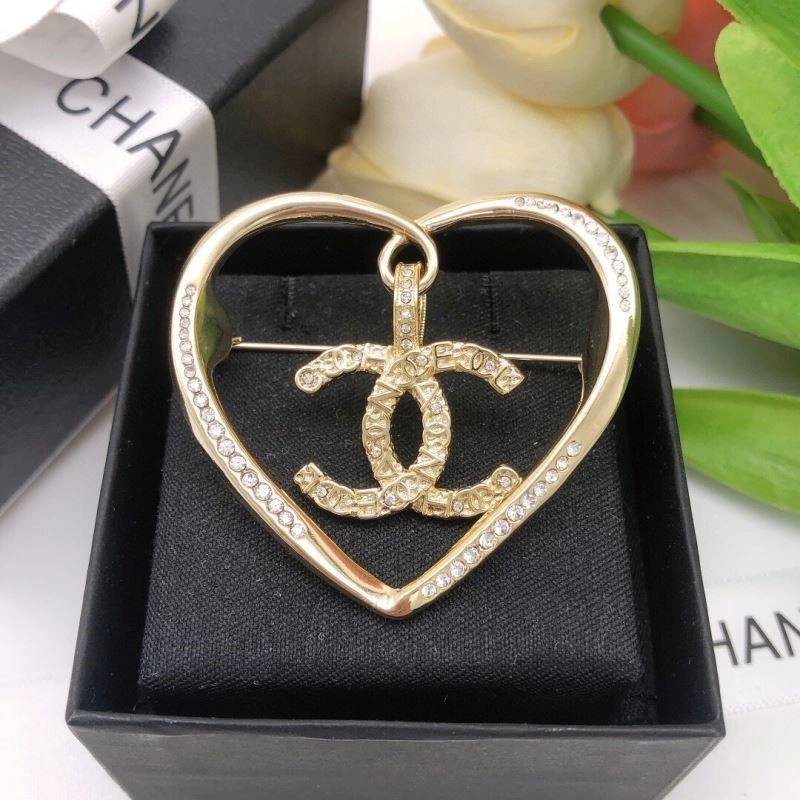 Chanel Brooches Lightweight 223118