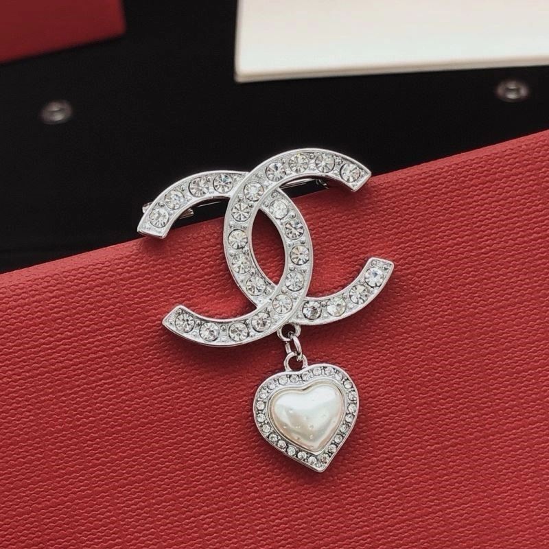 Upgraded Chanel Brooches 223111
