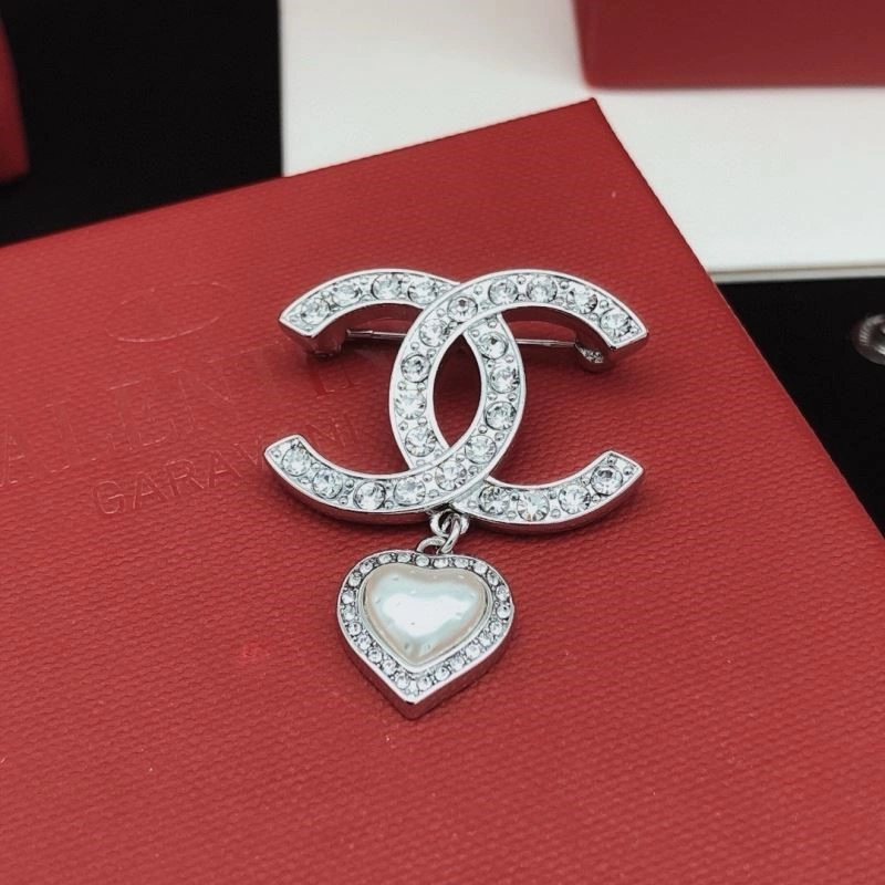 Upgraded Chanel Brooches 223111