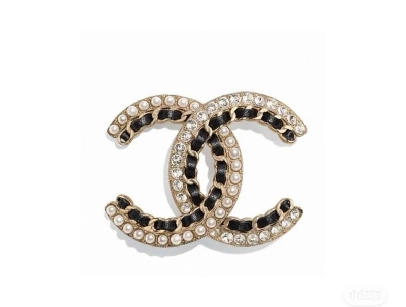 Chanel Brooches Casual 223110
