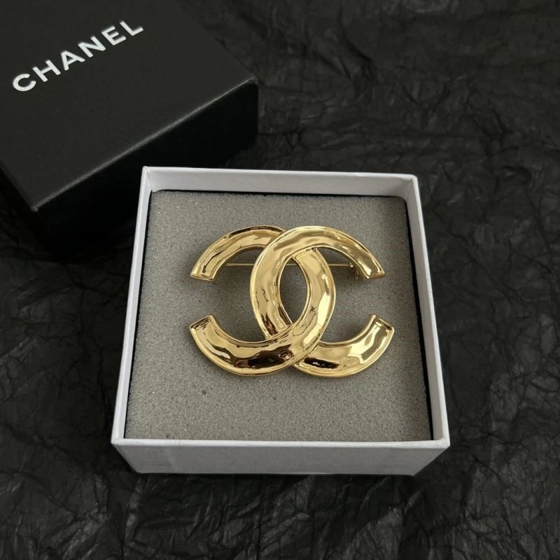 Popular Chanel Brooches 223096