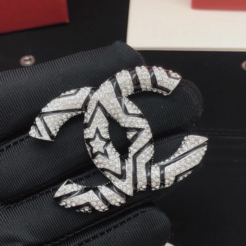 Chanel Brooches Flexible 223089