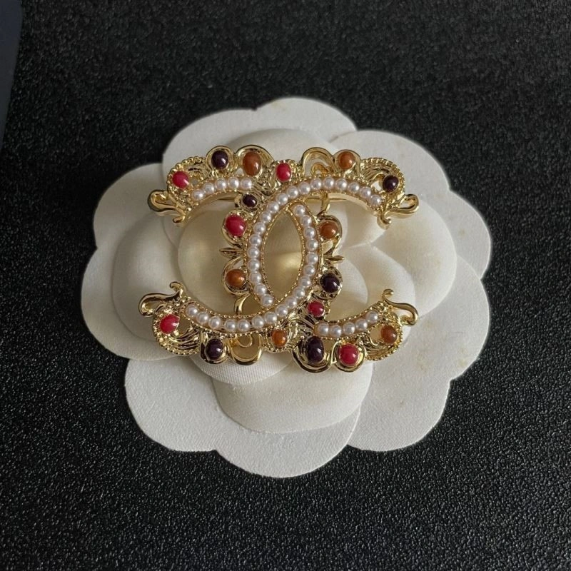 Chanel Brooches Sleek 223086