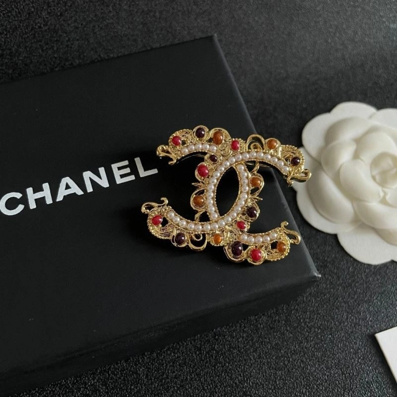 Chanel Brooches Sleek 223086