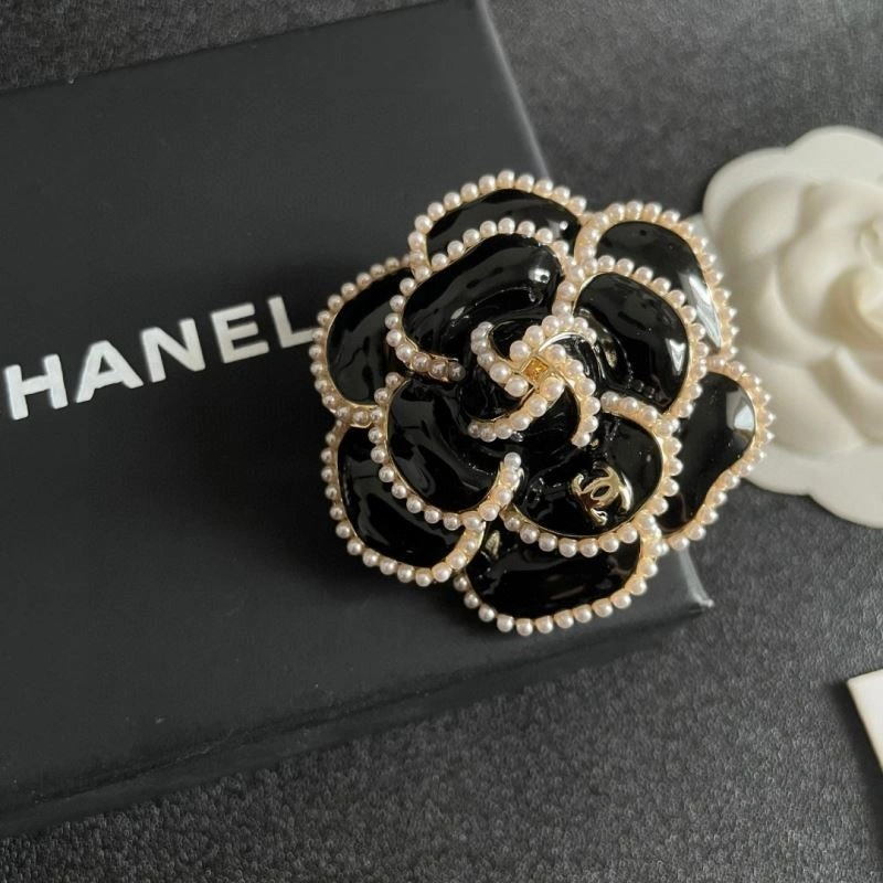 Chanel Brooches Original 223091