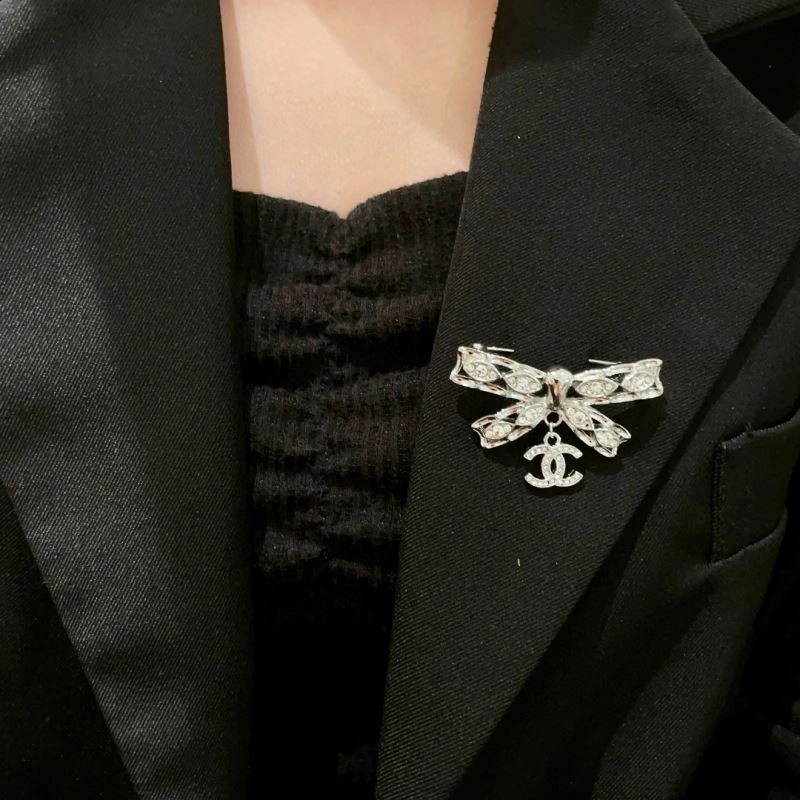 Chanel Brooches Bright 223082