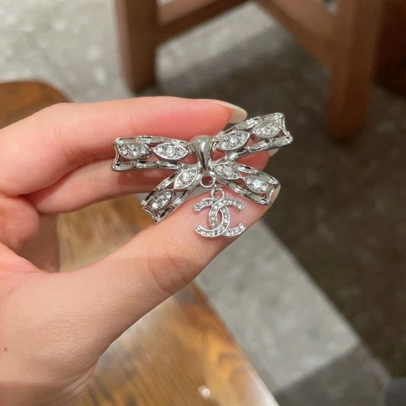 Chanel Brooches Bright 223082