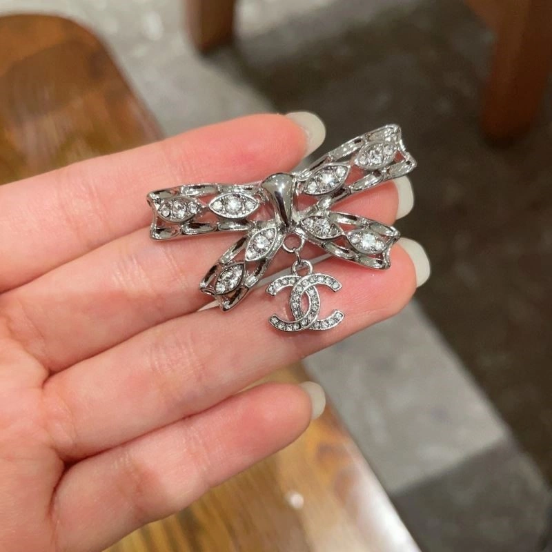 Chanel Brooches Bright 223082