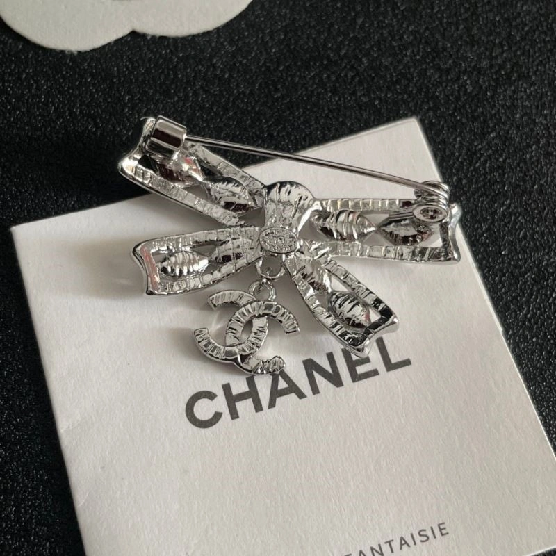 Chanel Brooches Bright 223082
