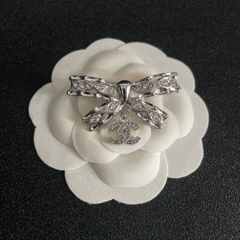 Chanel Brooches Bright 223082