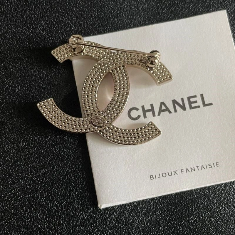 Classic Chanel Brooches 221933