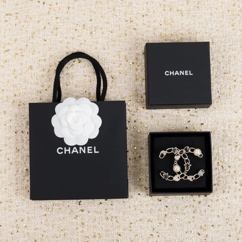 SmartChoice Chanel Brooches 221936