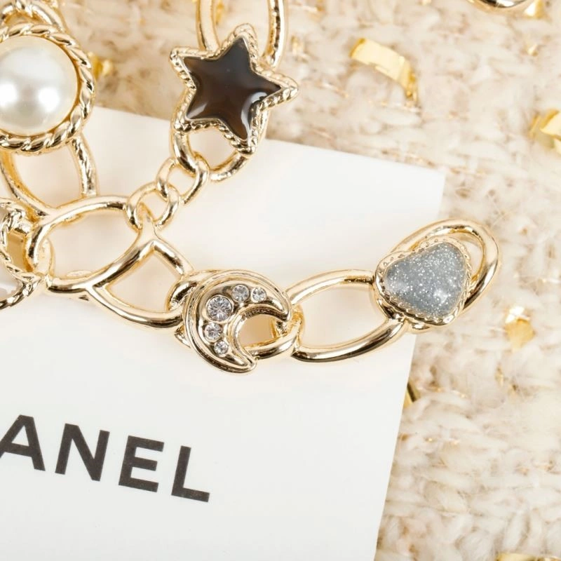 SmartChoice Chanel Brooches 221936