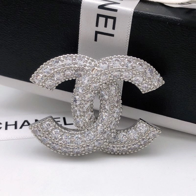 SmoothTexture Chanel Brooches 221931