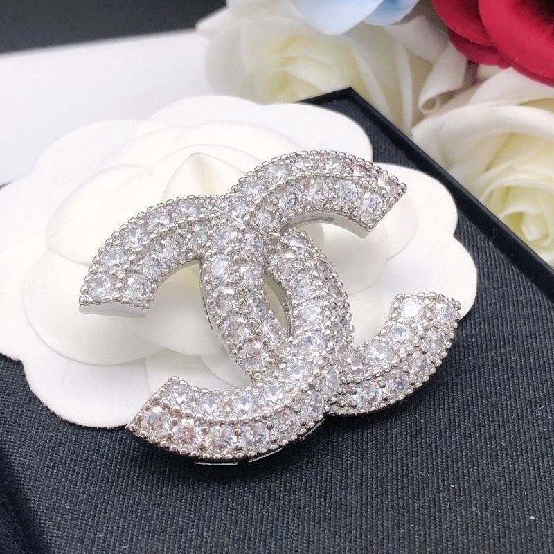 SmoothTexture Chanel Brooches 221931