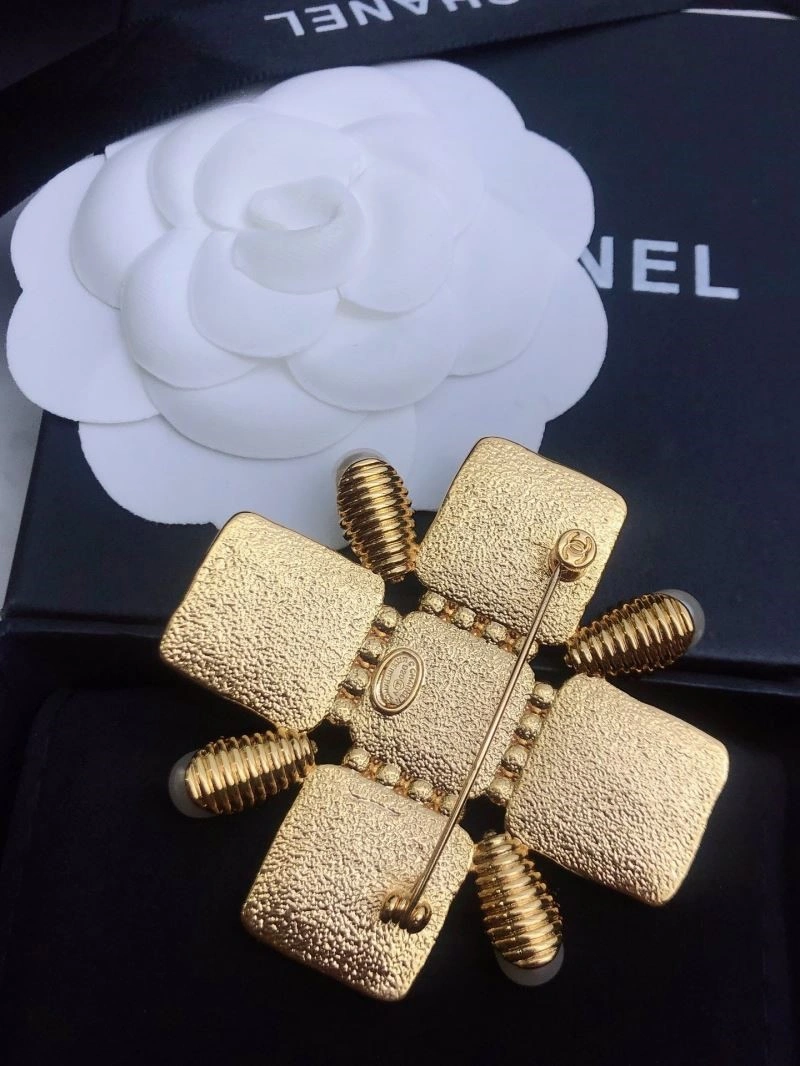Chanel Brooches Timeless 221935