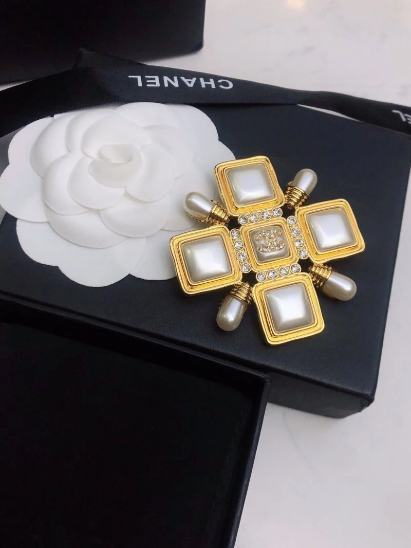 Chanel Brooches Timeless 221935