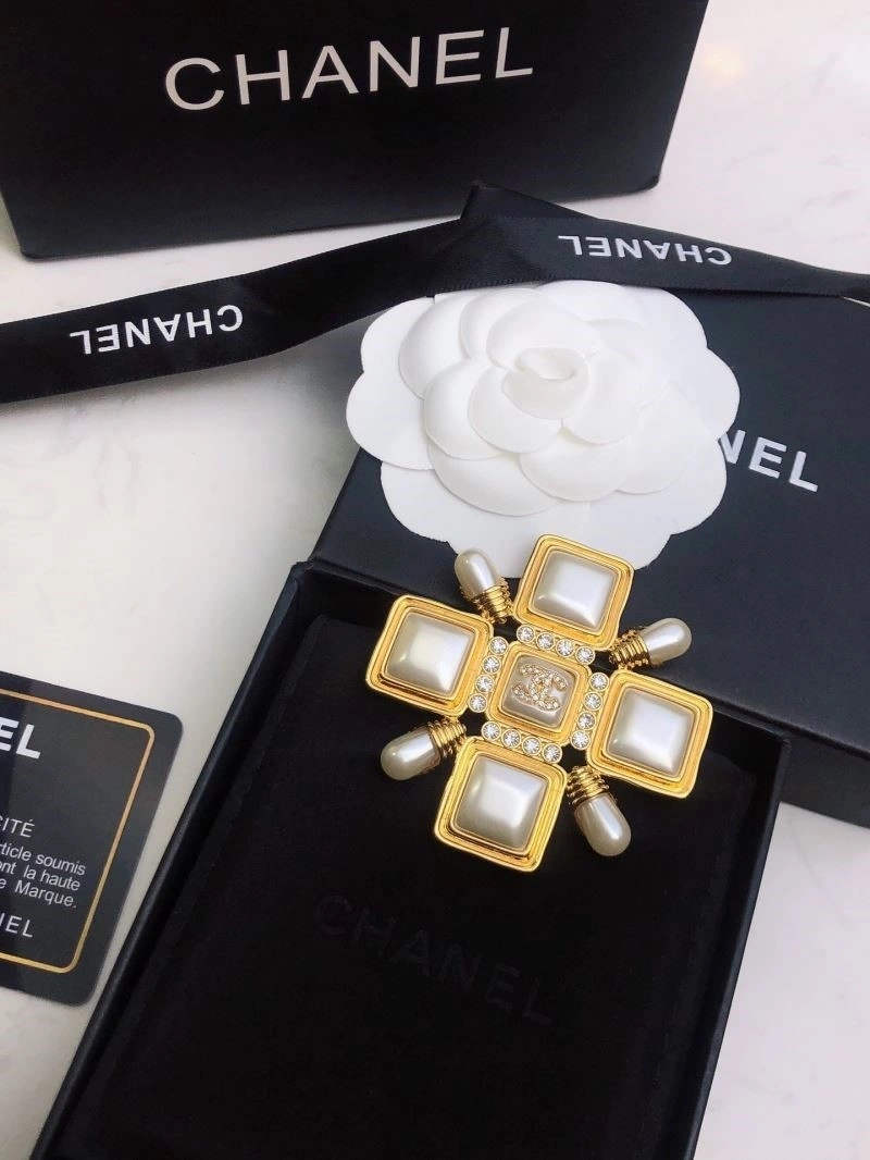 Chanel Brooches Timeless 221935