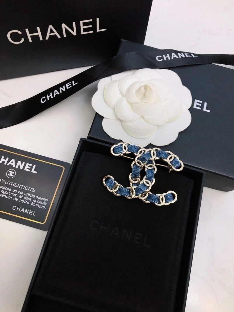 Chanel Brooches Upgraded 221974