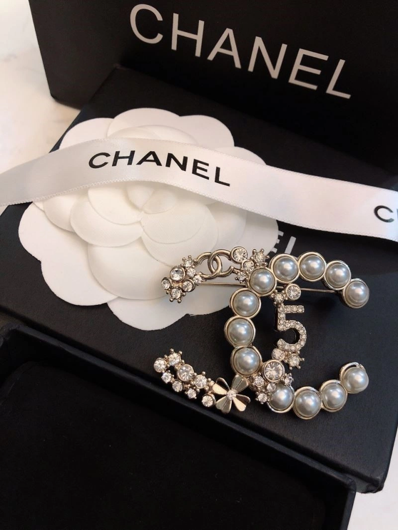 ZeroBulk Chanel Brooches 221929