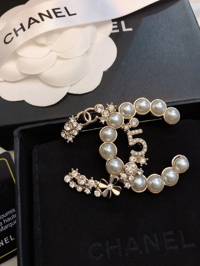 ZeroBulk Chanel Brooches 221929