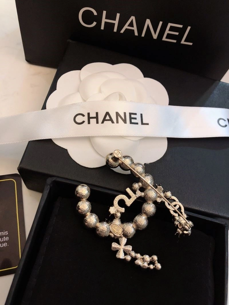 ZeroBulk Chanel Brooches 221929