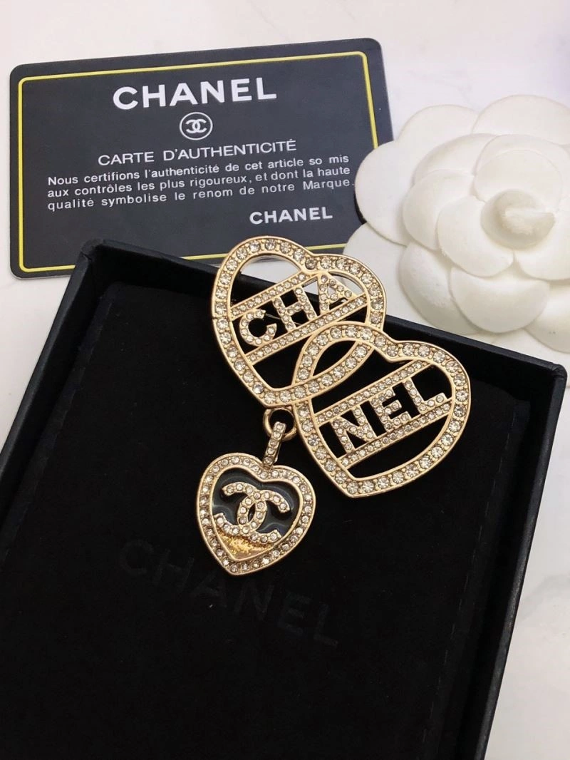 Chanel Brooches Affordable 221925