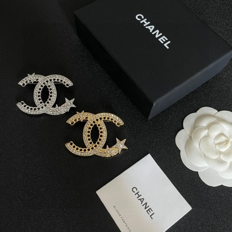 Vibrant Chanel Brooches 221920