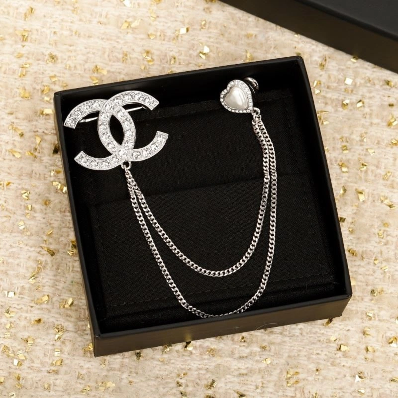 UrbanStyle Chanel Brooches 221915