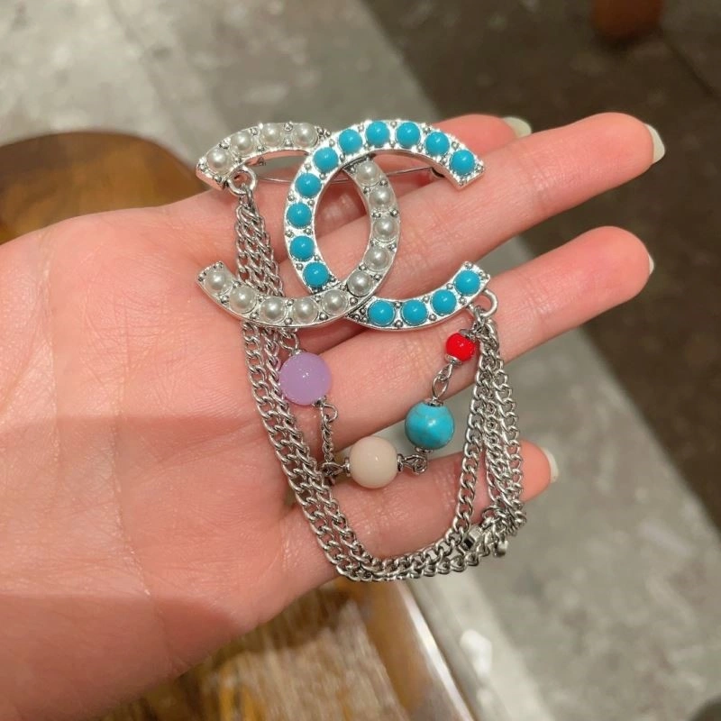 Modern Chanel Brooches 221916