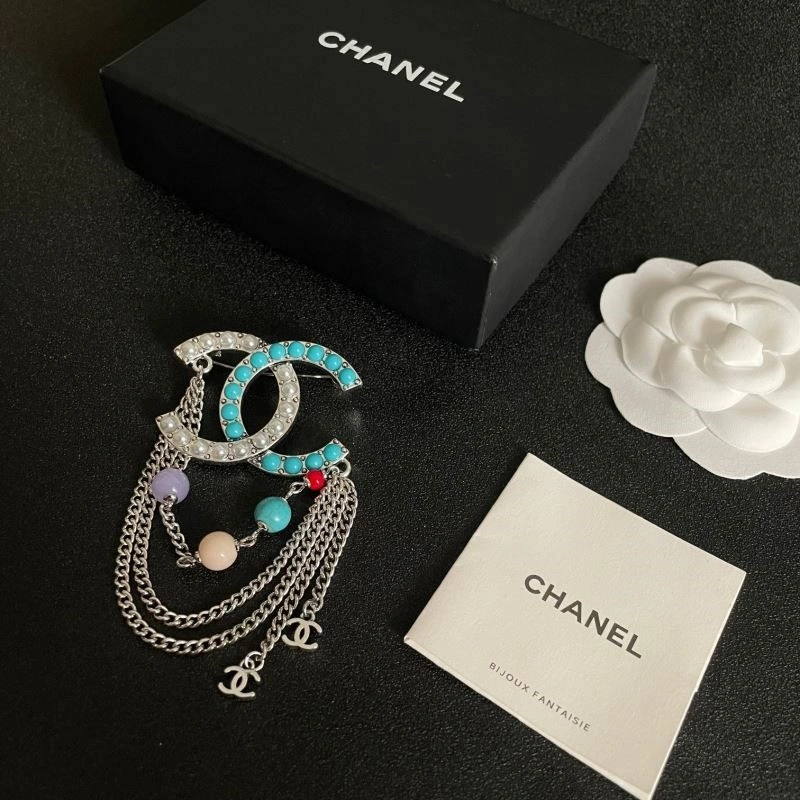 Modern Chanel Brooches 221916