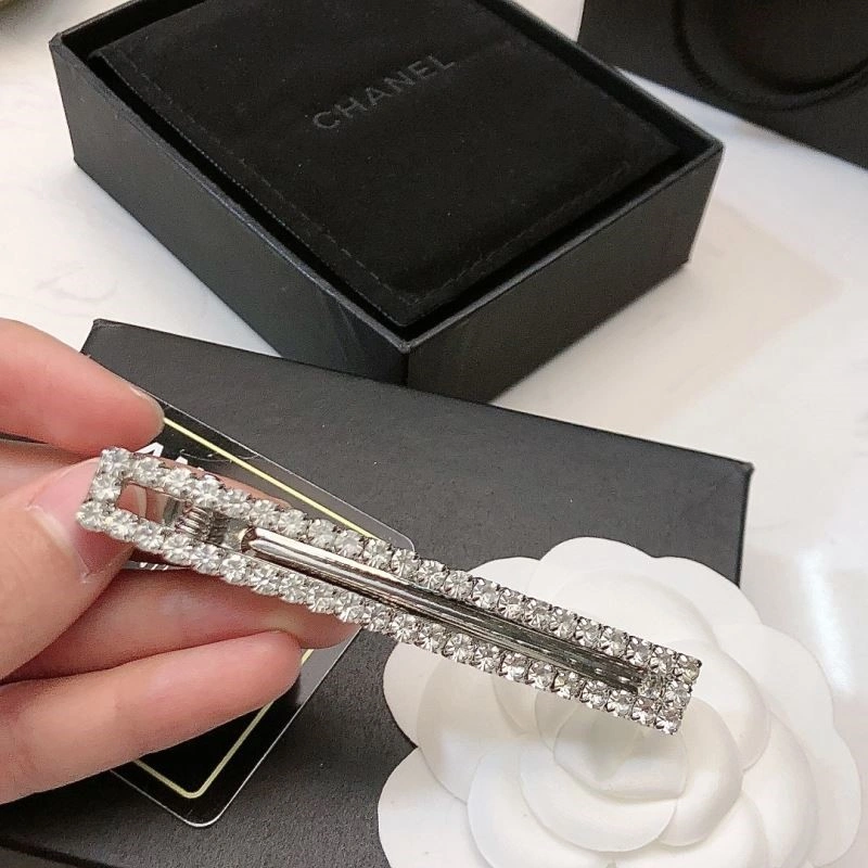 Chanel Brooches Versatile 221914